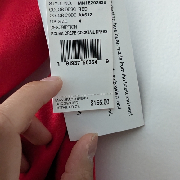 Red dress - Picture 5 of 6